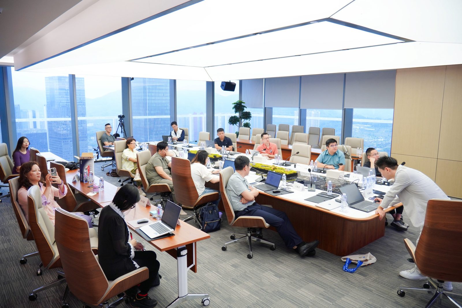 第二期课程现场——15 位老板，2 天 1 晚，走进 AI 新世界
